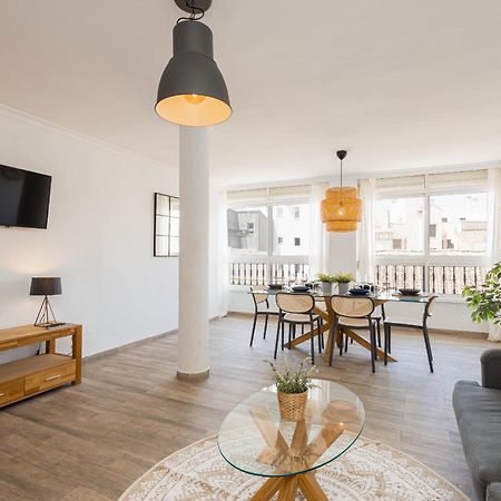 شقة C103 - Sunny Terrace, Old Town Views مالقة المظهر الخارجي الصورة