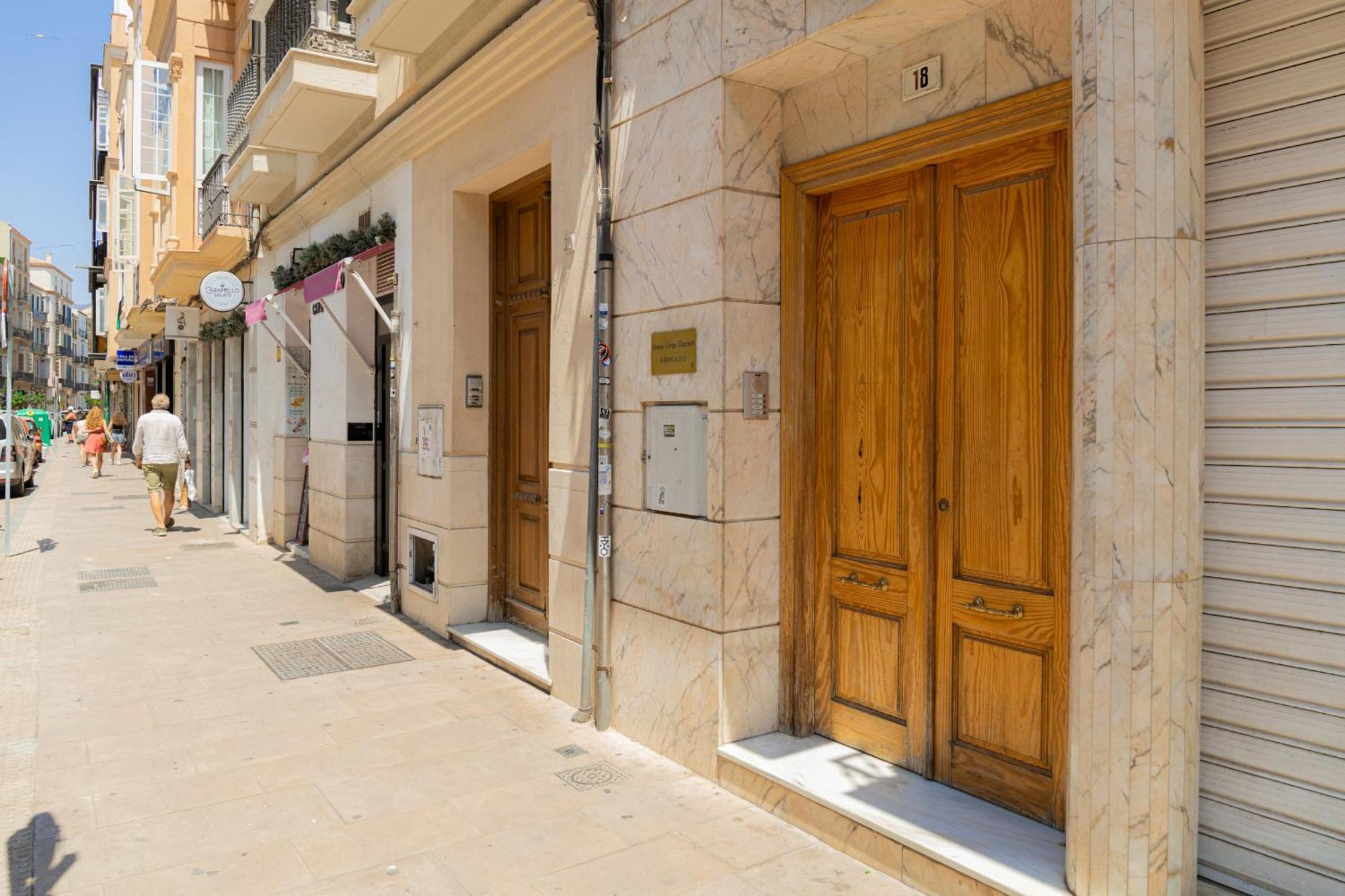 شقة C103 - Sunny Terrace, Old Town Views مالقة المظهر الخارجي الصورة