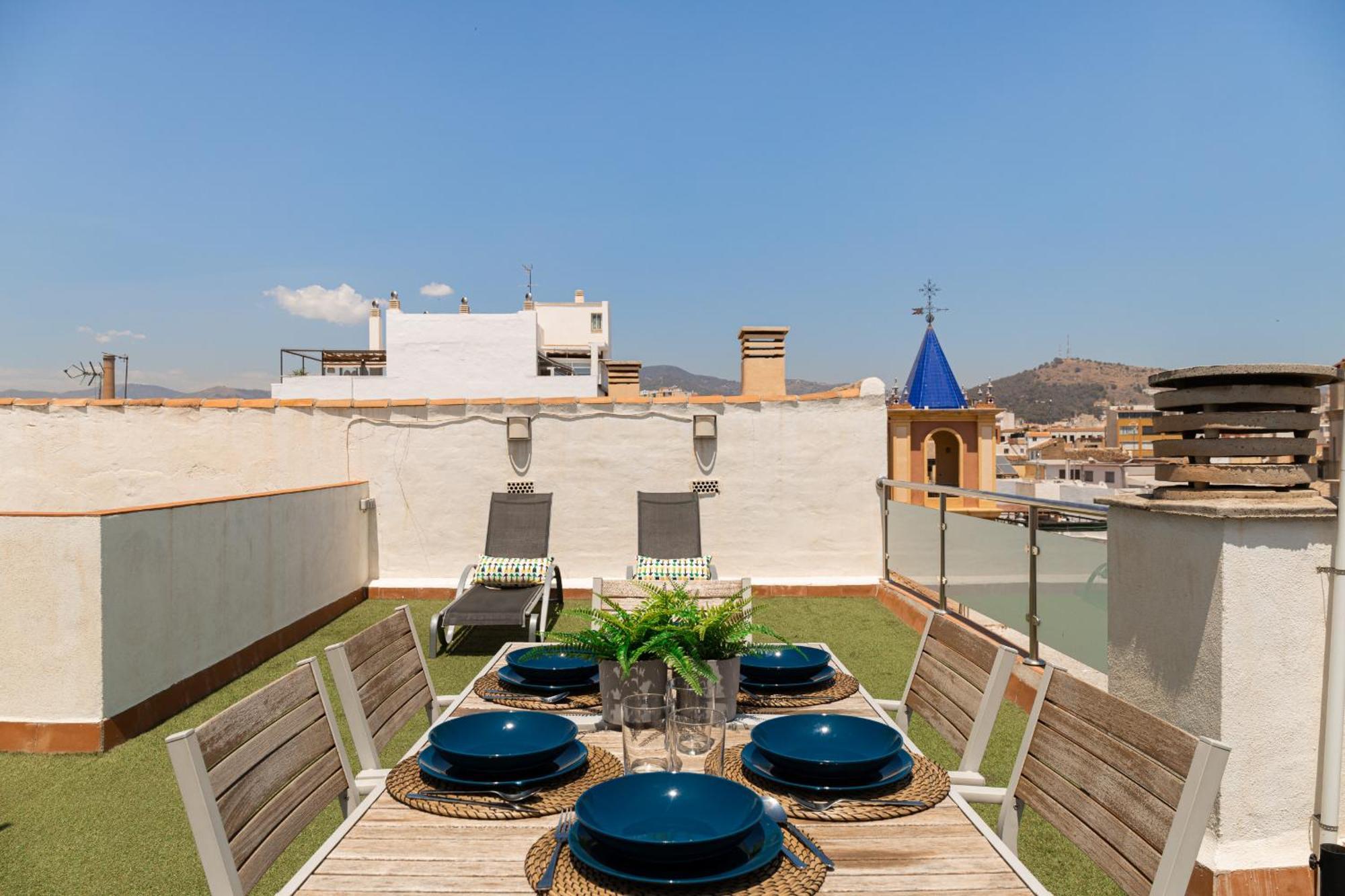شقة C103 - Sunny Terrace, Old Town Views مالقة المظهر الخارجي الصورة